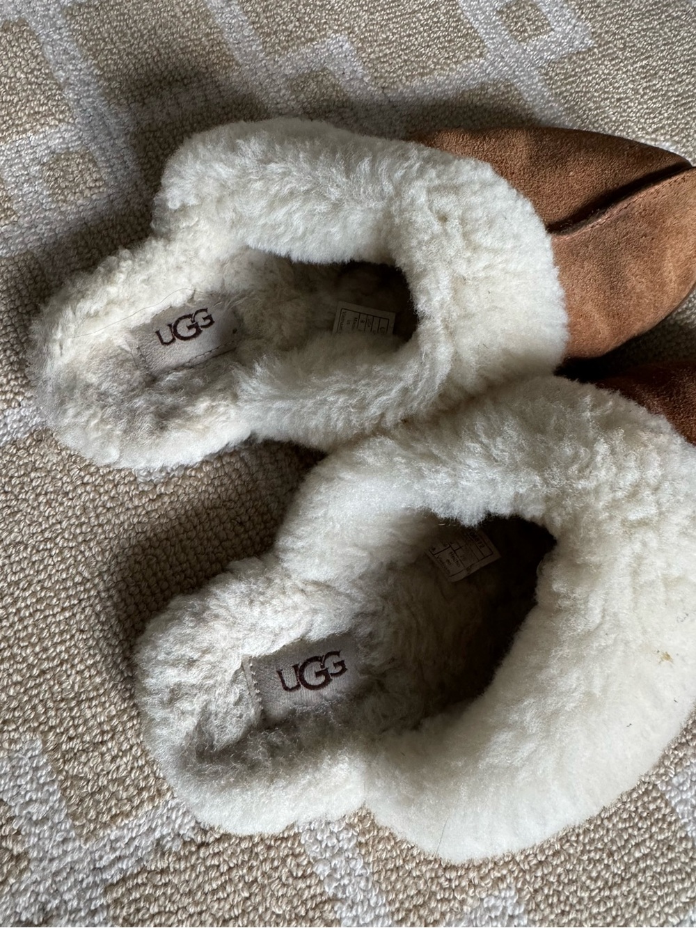 UGG Scuffette II Sheepskin Suede Slippers Chestnut Women’s US 9 - Picture 10 of 12